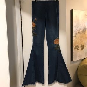 MUMU Embroidered Berkeley Bell Ultra Flare Jeans